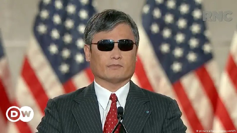 流亡近十年&nbsp;陈光诚加入美国籍&nbsp;