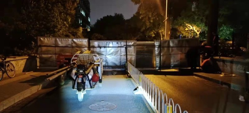 清华学子喜迎柏林墙投稿By