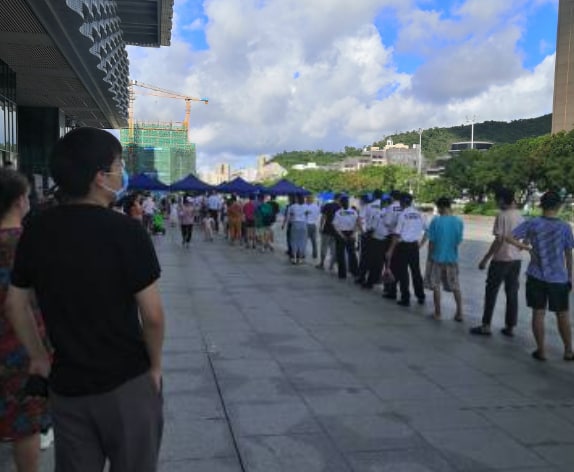 视频1（高温导致树自燃）其他是 聪明国的人在做核酸投稿By