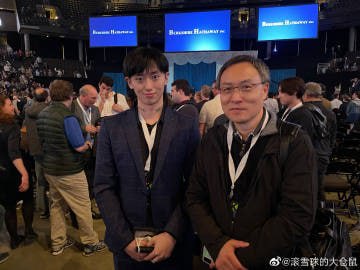 二代们在巴菲特股东大会上By