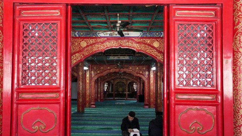 中国重新译注《古兰经》引发争议：通过伊斯兰教本土化加强宗教干预？