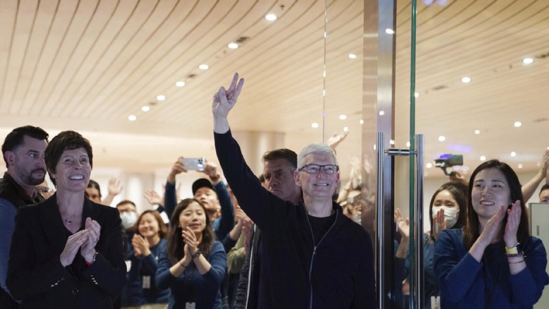 应网信办要求 苹果从中国应用商店下架WhatsApp和Threads