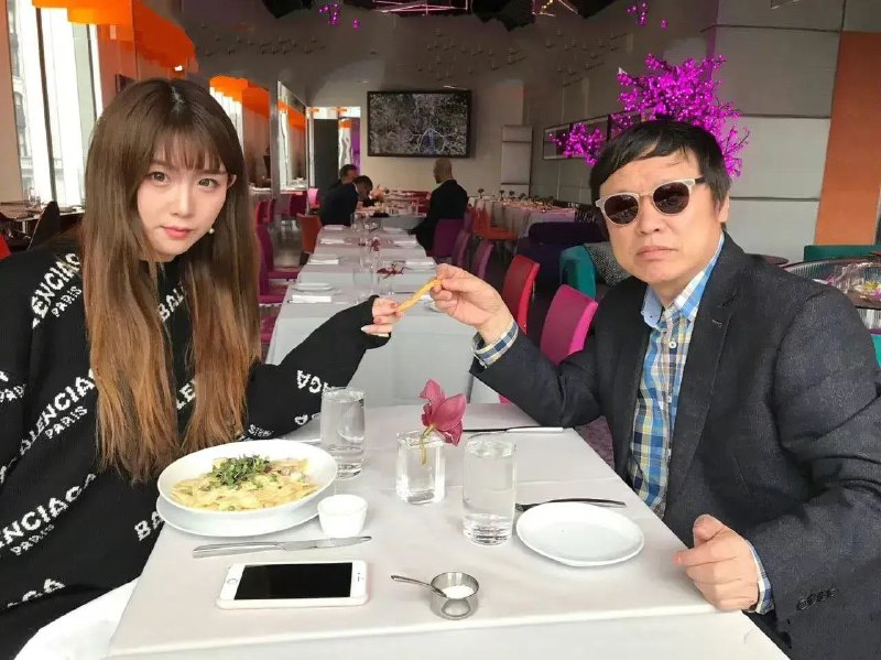 胡锡进和？？？，谁知道投稿By