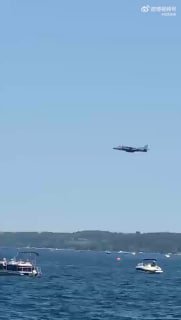 美国开倒车（倒飞机）By