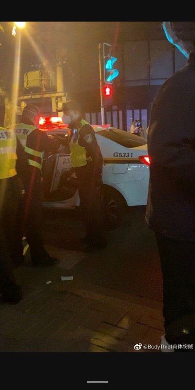 这是怎么了？这是怎么了？