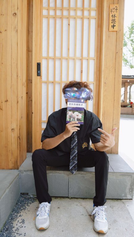 偶像恋『习』生第一季海选加速⏩进行中，欢迎各路欧巴积极报名参赛🐸！001号选手