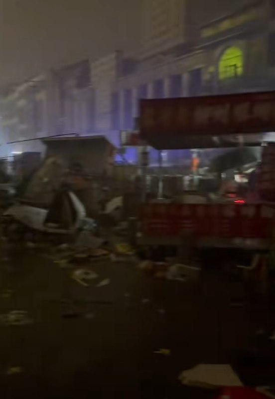 湖北黄冈台风 亡国之兆😎 匿名投稿湖北黄冈台风 亡国之兆😎 匿名投稿