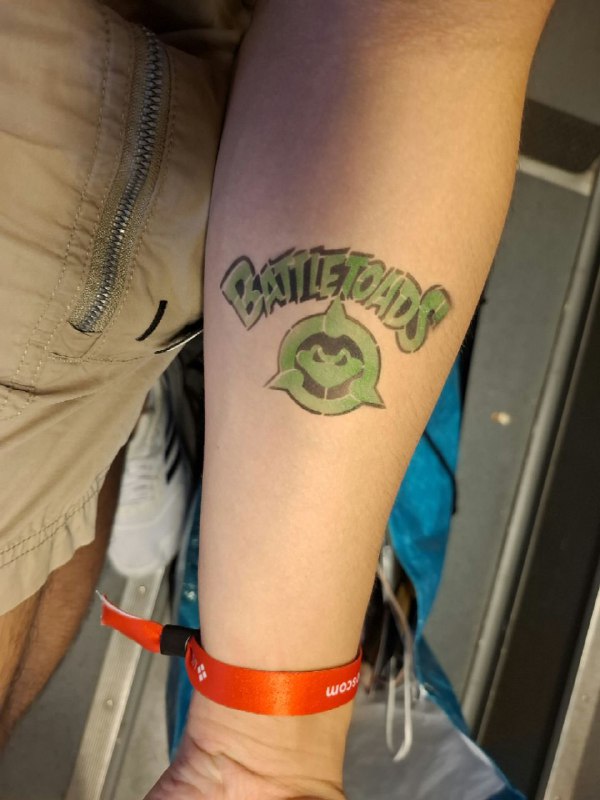 战斗蛙蛤蛤形态🐸