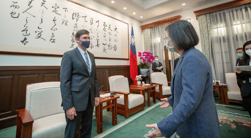 7.19，美国前国防部长艾斯培（Mark Esper）率领美国代表团访问台湾，与总统蔡英文商议同盟抵抗中共习近平侵略台湾议题