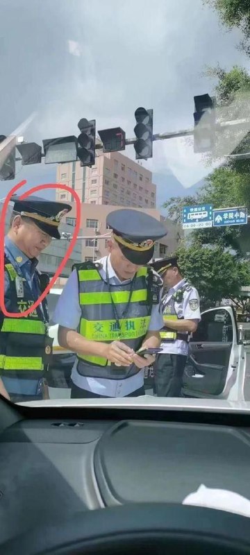 亲自执法By:匿名投