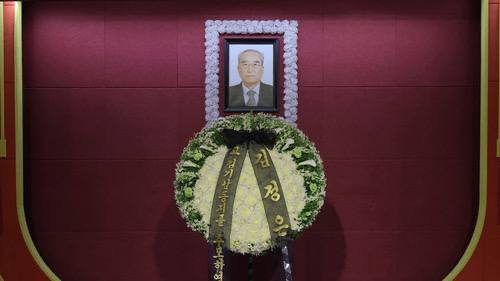 被称为“朝鲜的戈培尔”和“宣传系统之父”的金己男因病于7日10时去世，享年94岁朝中社报道，金己男因衰老、多器官功能衰竭曾于2022年4月起住院治疗
