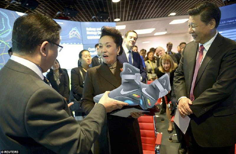 不会真的有汉奸狗男女在为耐克代言吧？不会吧不会吧？