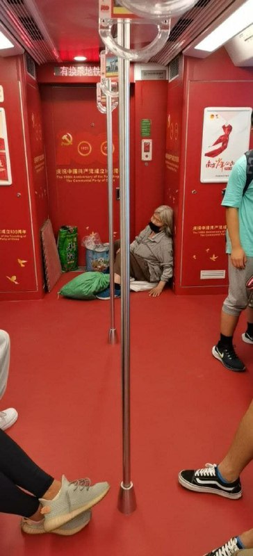 《无题》看来2021年普利策摄影奖中国🇨🇳区竞争很激烈啊🤔！