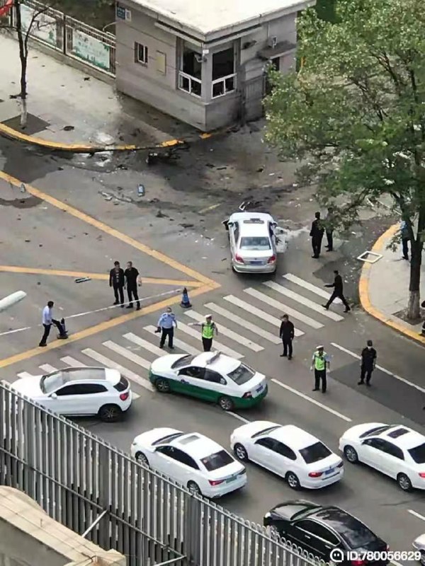 辽宁阜新市政府门前发生不明爆炸#中国为什么这么安全辽宁阜新市政府门前发生不明爆炸#中国为什么这么安全