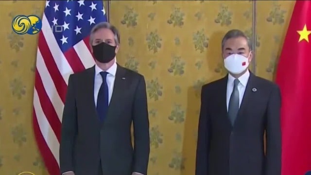 那么和谁碰了肘呢?那么和谁碰了肘呢?