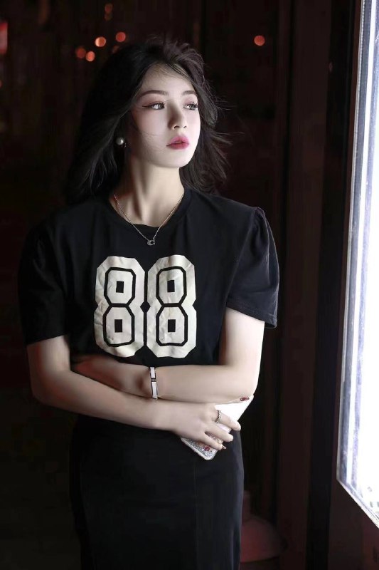 唉，体制内组团卖淫，前有张津瑜 后有高铁组团卖淫唉，体制内组团卖淫，前有张津瑜 后有高铁组团卖淫