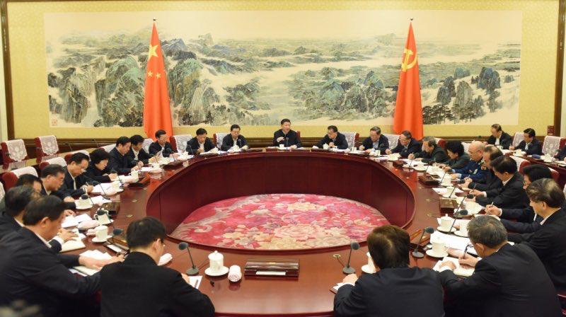 十八大政治局會議情景