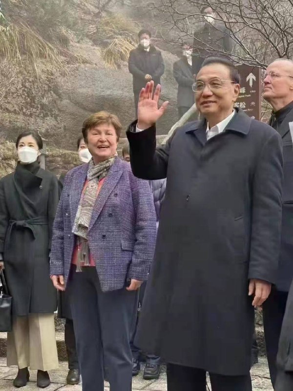 过期网红莉卡酱过期网红莉卡酱