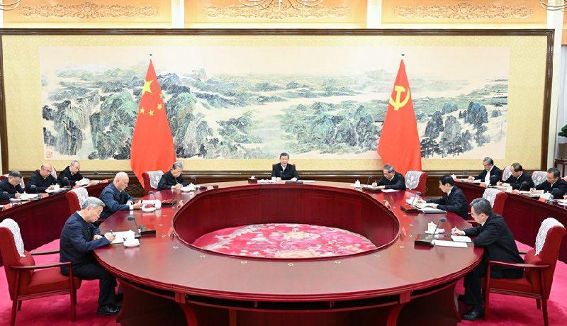 十八大政治局會議情景與今年最新政治局會議情景對比！從群策群議到定於一尊，中國的歷史總是在重復😎 匿名投稿十八大政治局會議情景與今年最新政治局會議情景對比！從群策群議到定於一尊，中國的歷史總是在重復😎 匿名投稿