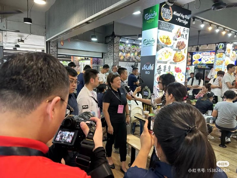 新加坡门将挣麻了By