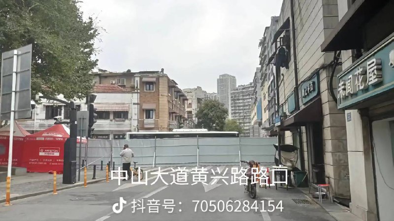 武汉又开始了，感觉一秒回到3年前