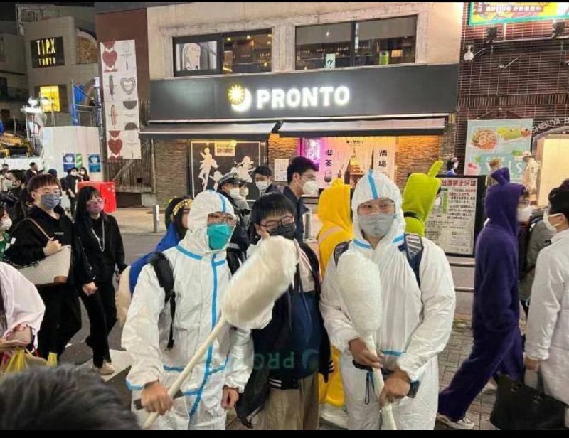 厉害了我的国  2022万圣节  中国文化举世瞩目，大受世界各国年轻人喜爱