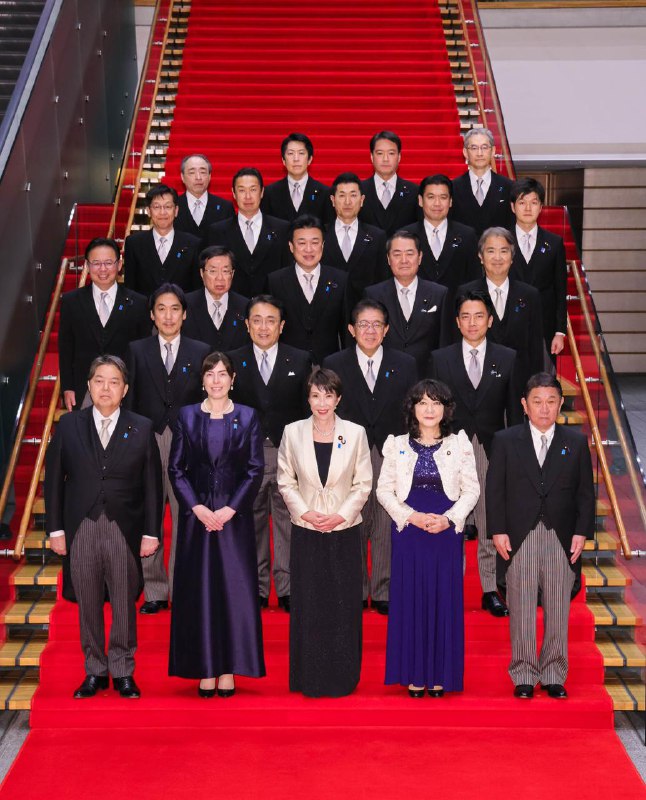 2月18日、木原稔内閣官房長官から閣僚名簿が発表され、その後、宮中での内閣総理大臣の親任式及び国務大臣の認証式を経て、第2次高市内閣が発足しました