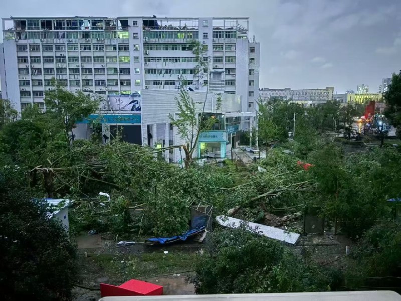 湖北黄冈台风 亡国之兆😎 匿名投稿湖北黄冈台风 亡国之兆😎 匿名投稿