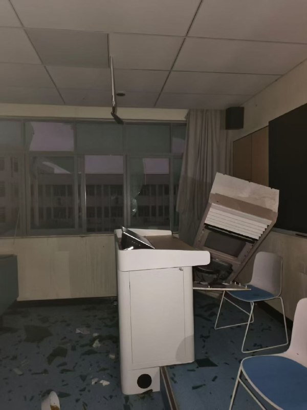湖北黄冈台风 亡国之兆😎 匿名投稿湖北黄冈台风 亡国之兆😎 匿名投稿