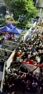 《共和国卫士——佛山警察粉碎境外势力颜色革命阴谋实录》佛山废青今天敢喊『解封』，明天会喊什么，我想都不敢想了😱😱😱！