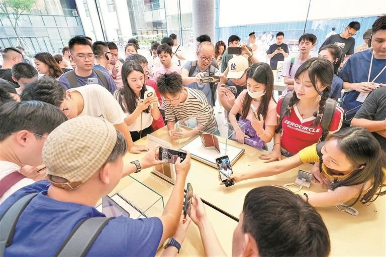 花粉说：“华为万岁！