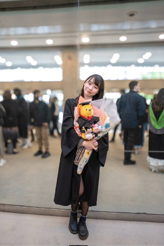 民主女神🕶️ 匿名投稿