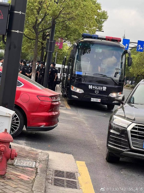 南京银行开始聚众示威， 继荷兰银行后的又一大案马迎新⚔️大佐南京银行开始聚众示威， 继荷兰银行后的又一大案马迎新⚔️大佐